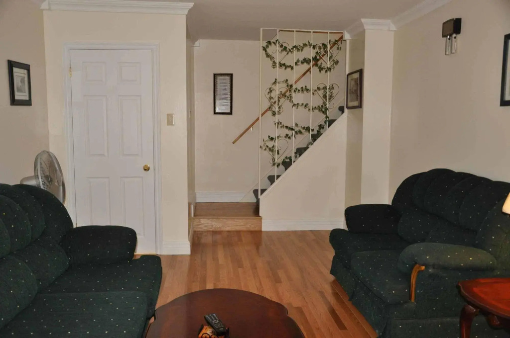 Comerfords Ocean View Suites