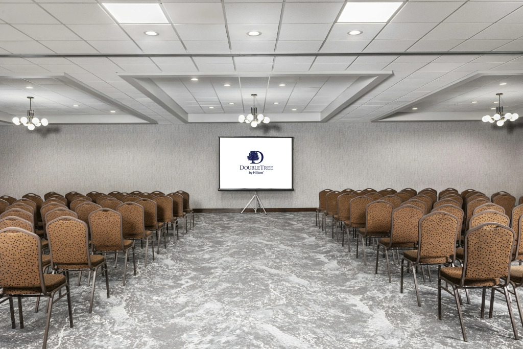 Doubletree By Hilton Greensboro Airport