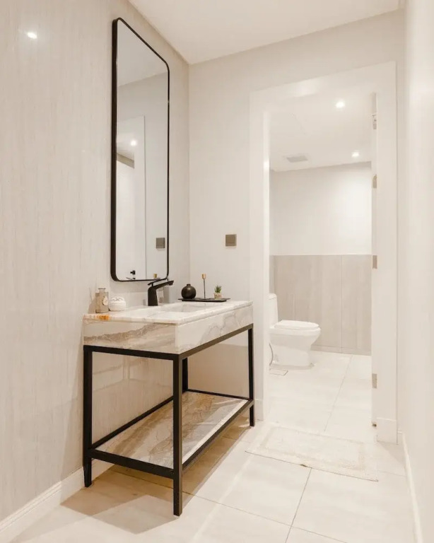 Modern Elegance & Comfort in Al Narjis With Wifi