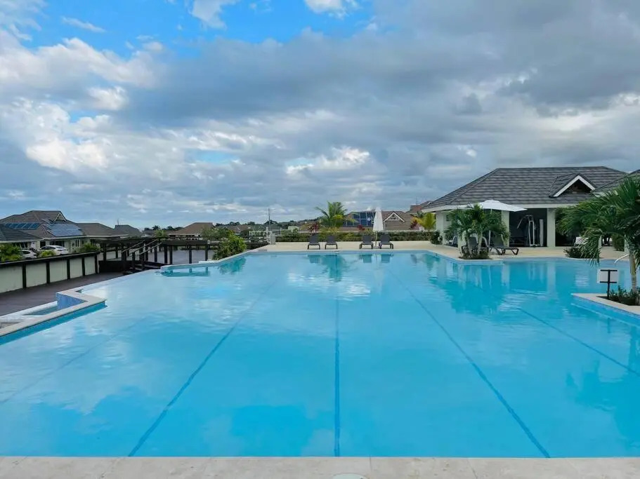 720 Sea Breeze Vacation Home