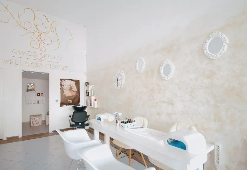Olive Grove Beachfront Apartments & Suites