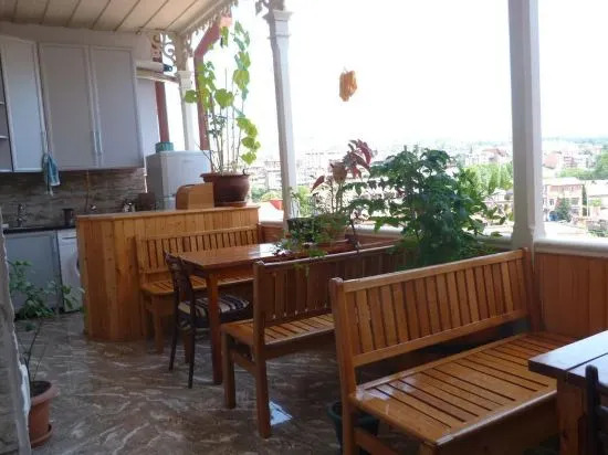 Guest House Gamardjoba