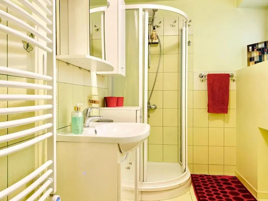Three bedroom with two terraces for 7people+baby