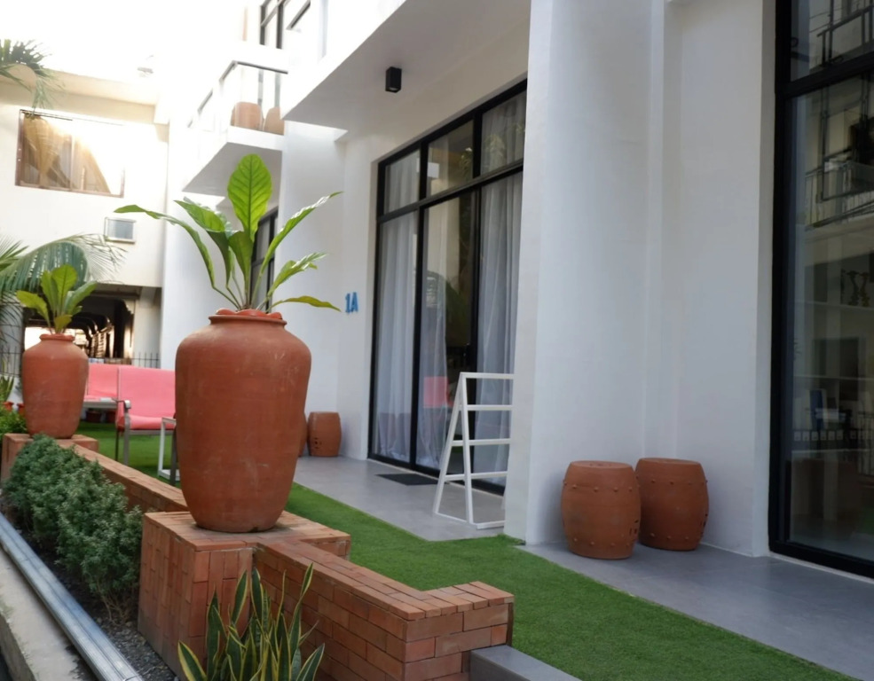 Luxx Boutique Boracay