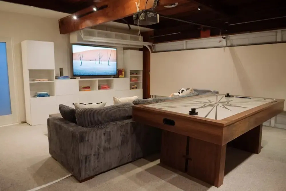 Villa Mountain Getaway with a Pool Hot Tub 5 Beds