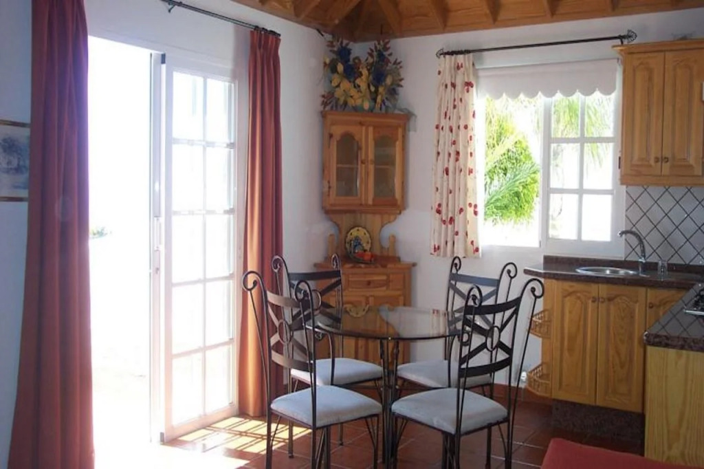 Casitas Maura