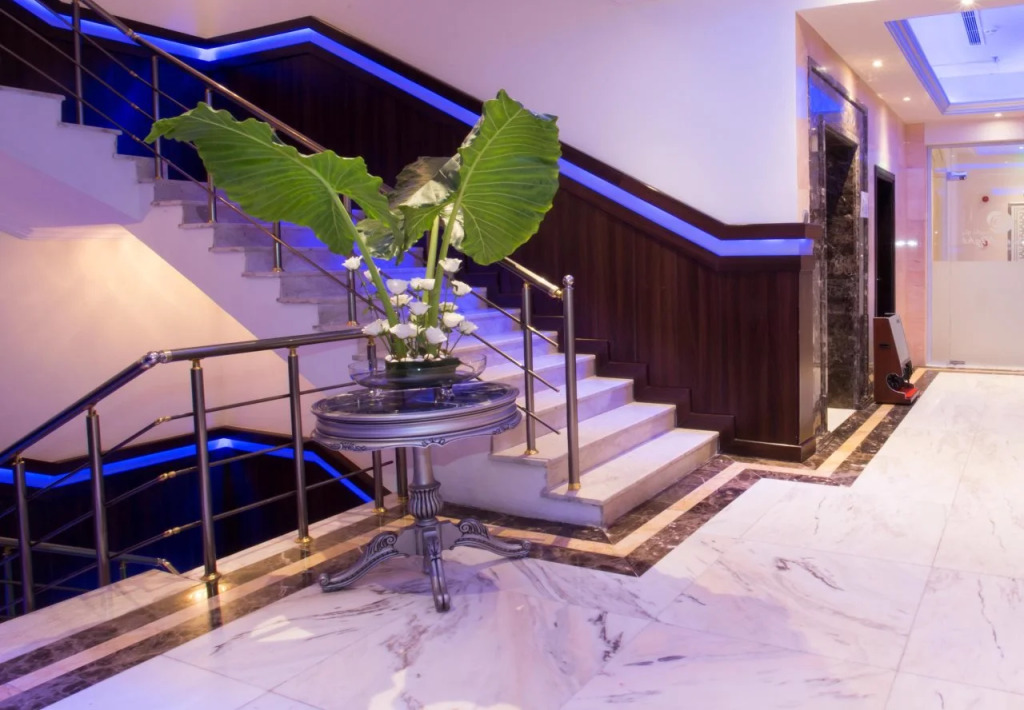Blue Night Hotel