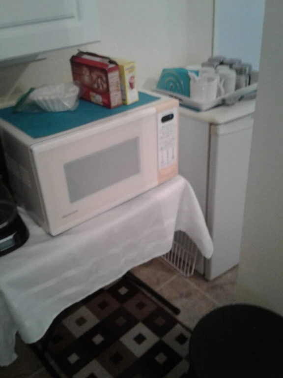 La Petite Maison Chaleureuse - bed and Breakfast 1 for Rent