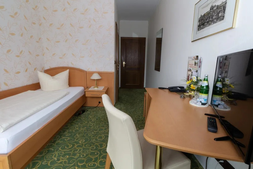 Land-gut-Hotel Rohdenburg