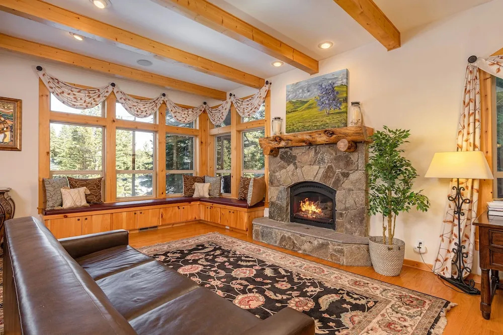 Wooded Luxury at Tahoe Donner by RedAwning