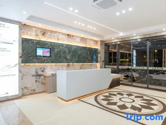 Qiqing Mercure Hotel (Rainbow Beach Branch)
