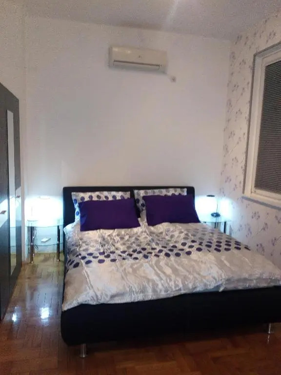 Apartment Aska