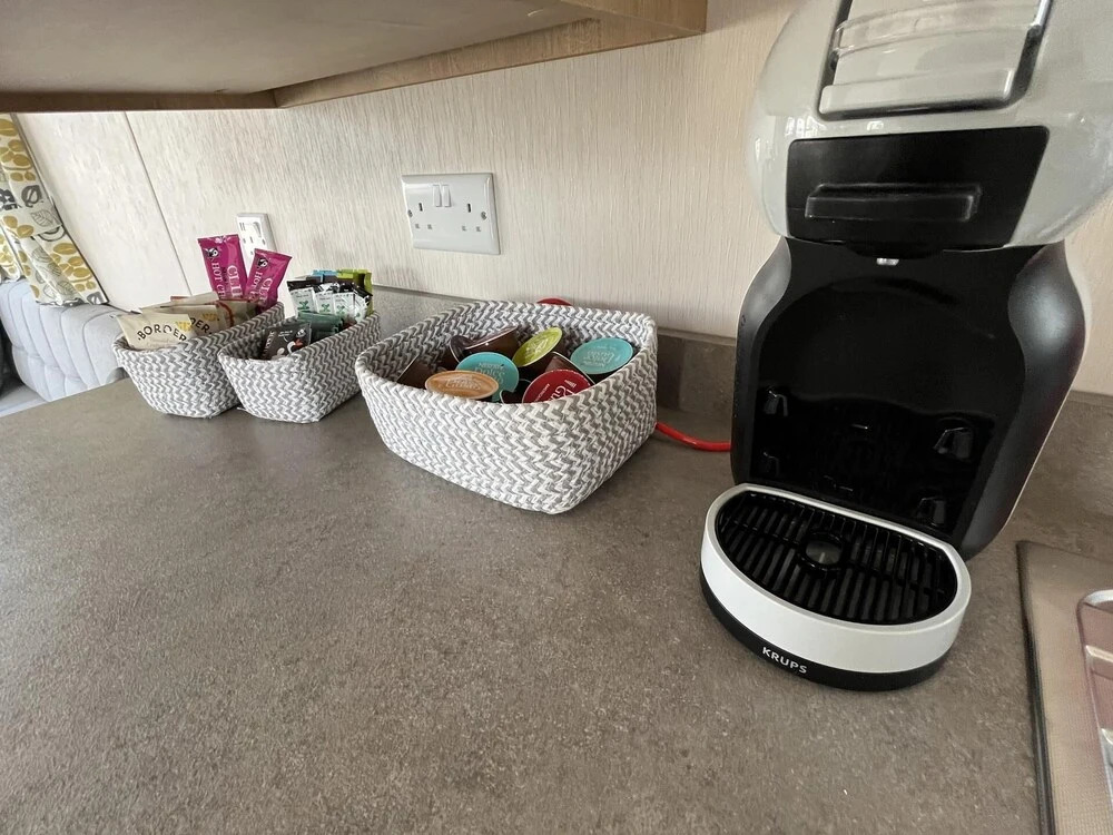 2 Bed - Sleeps 6 - 15min Walk to Beach