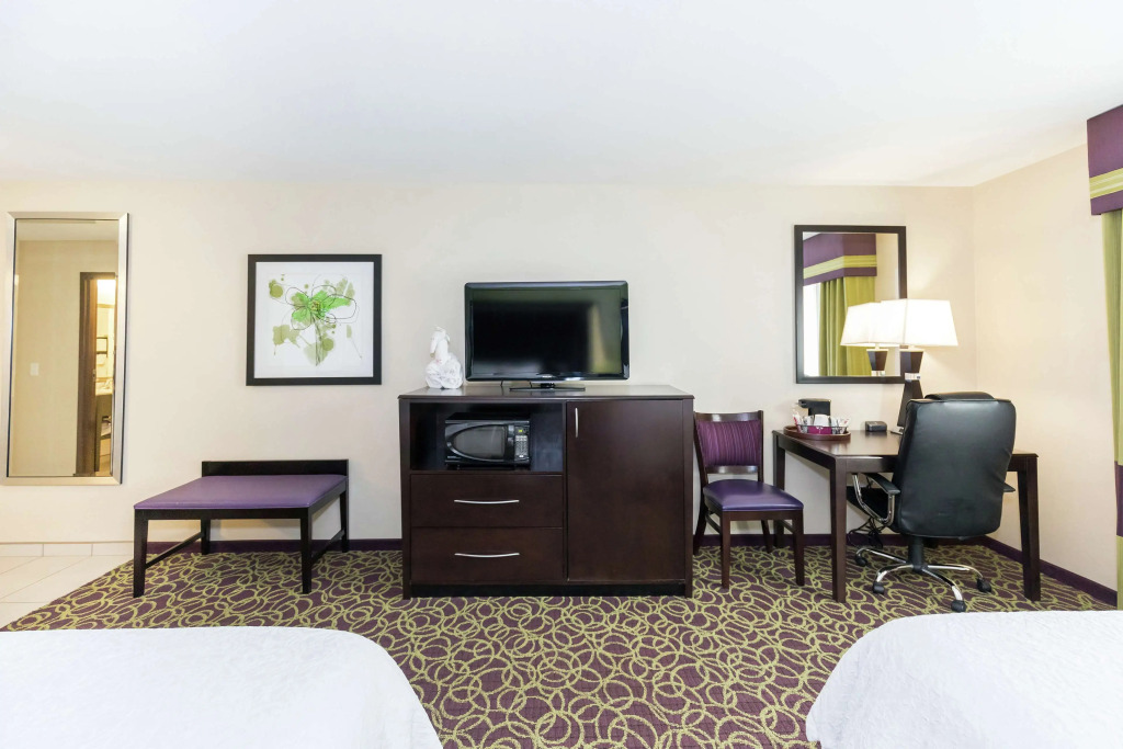Hampton Inn and Suites Sandusky/Milan