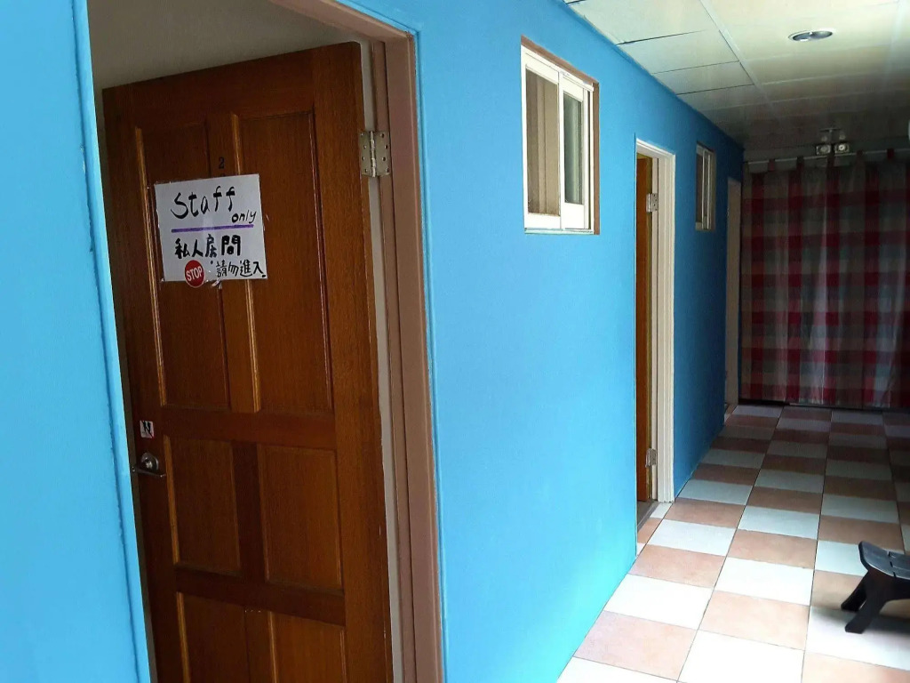 86 Guest House