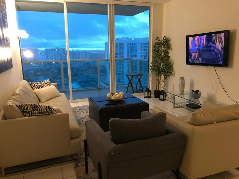 Sunny Isles 2 Bedroom