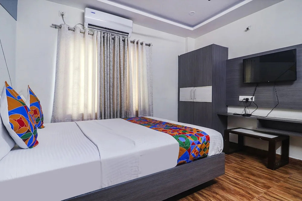 Fabhotel Sudha Inn