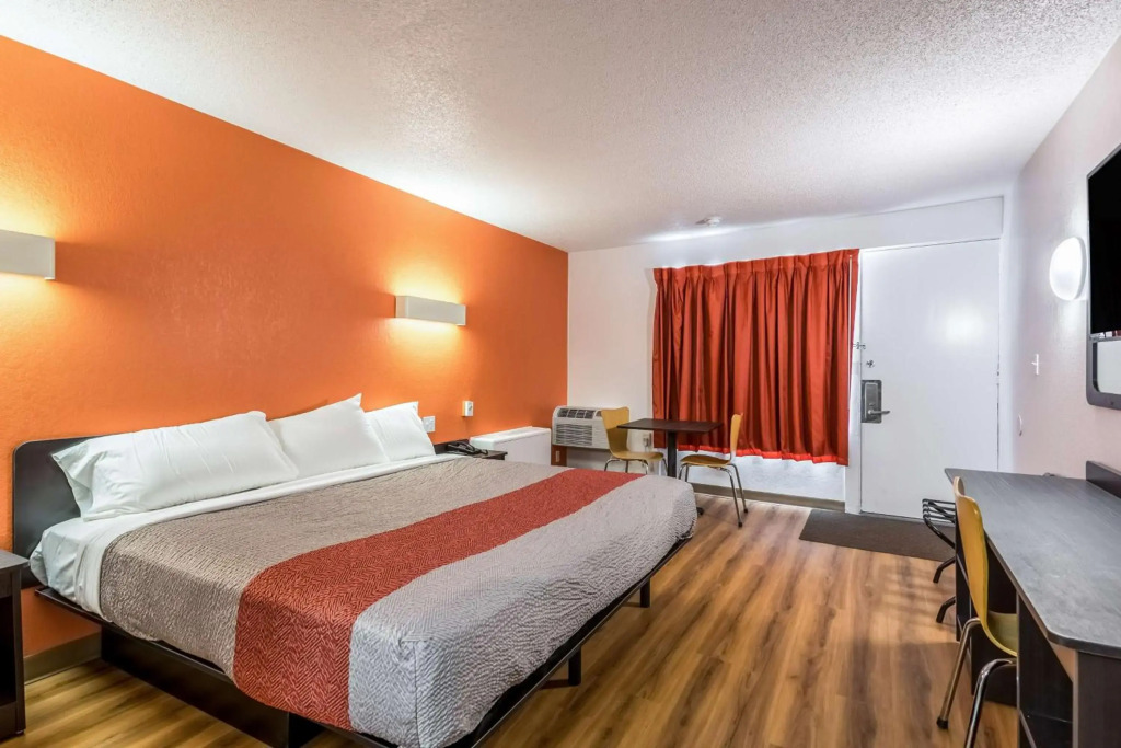 Motel 6-Schenectady, NY