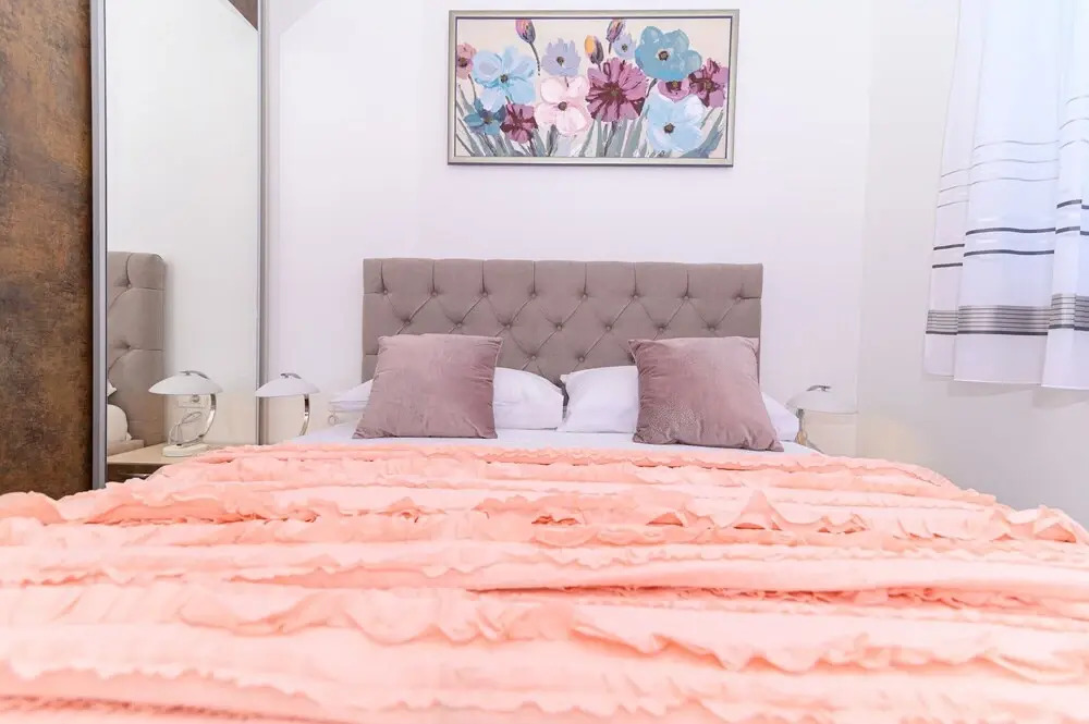 Luxury 90 m2 Apt.w.balcony & Spectacular sea View