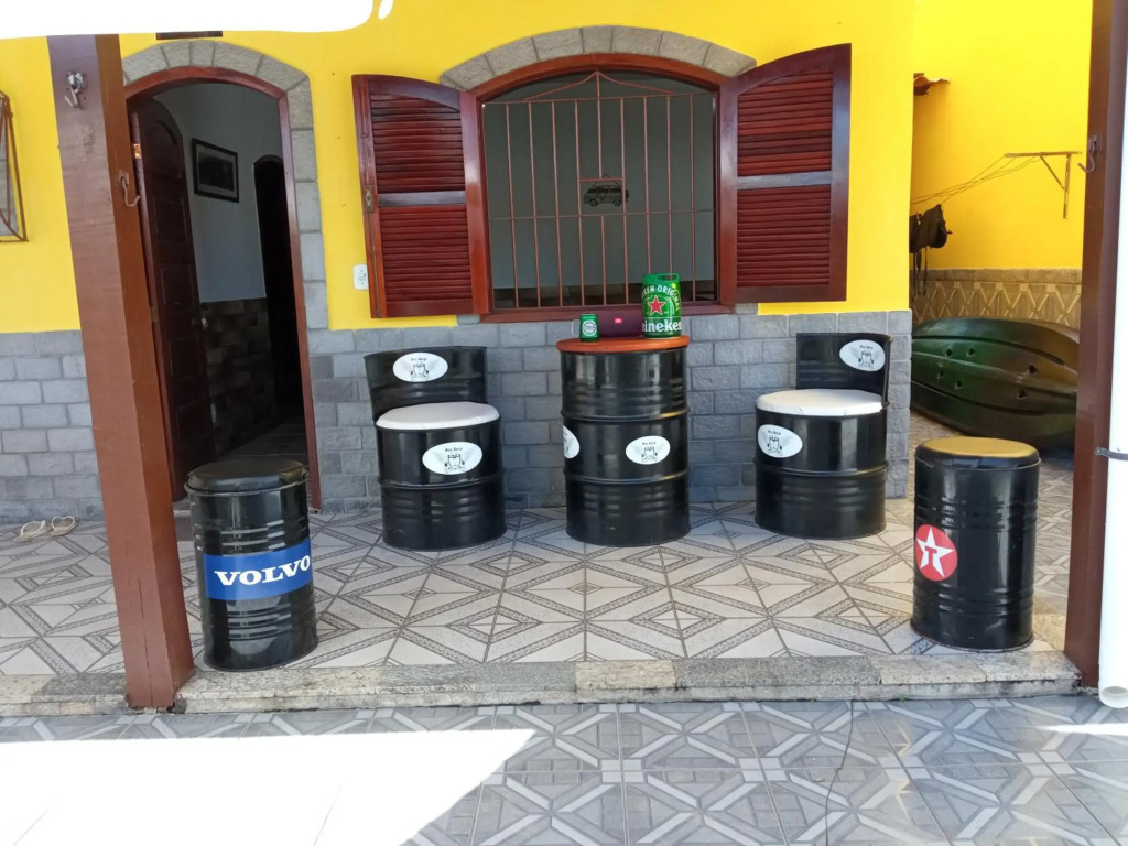 Saquarema - Casa Amarela ! Entre a praia e a Lagoa