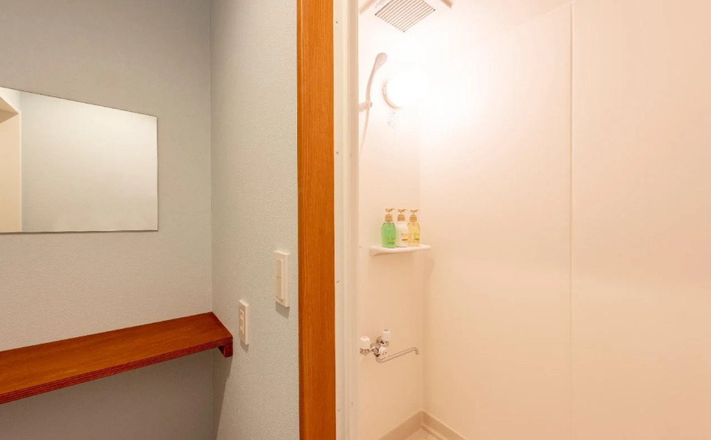 plat hostel keikyu asakusa karin