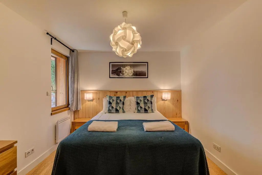 BIOLAY 2 - Alpes Travel - Central Chamonix - Sleeps 6