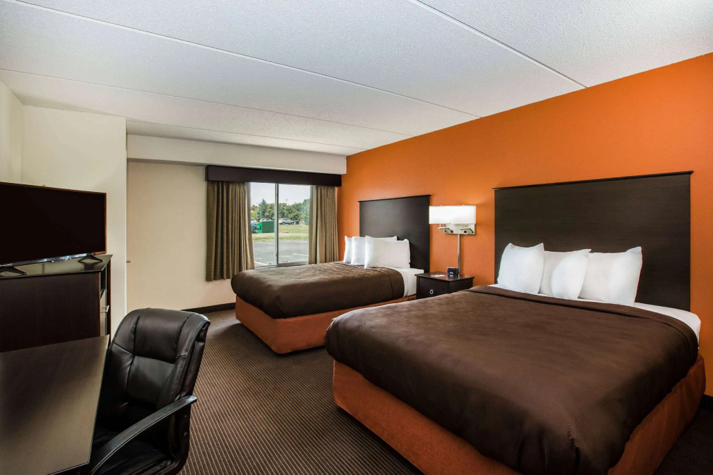 AmericInn by Wyndham Baxter Brainerd