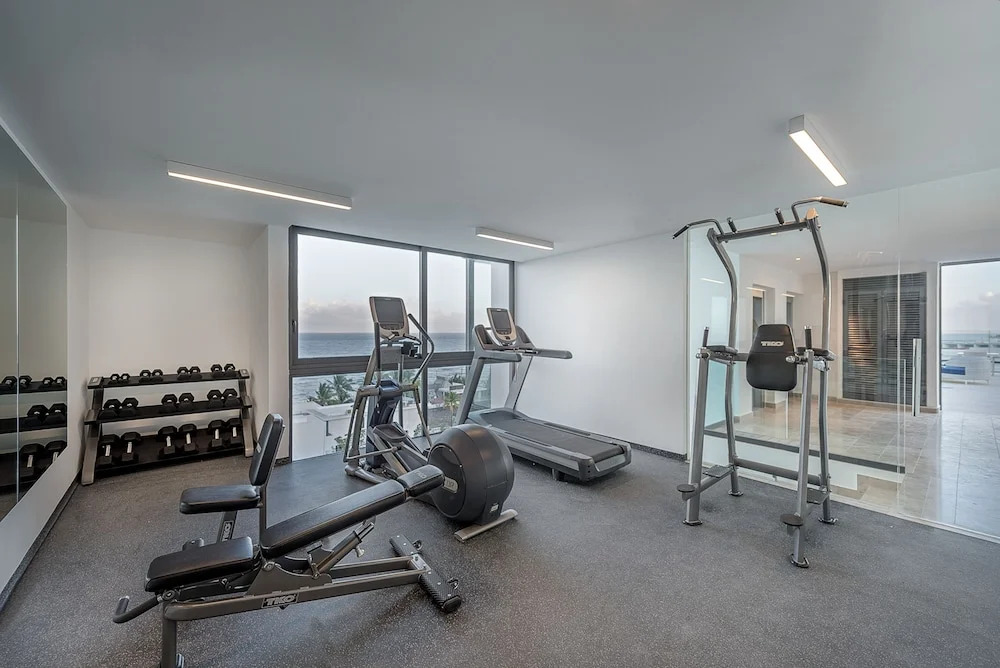 Elegant 1 BR  with ocean view by Happy Address