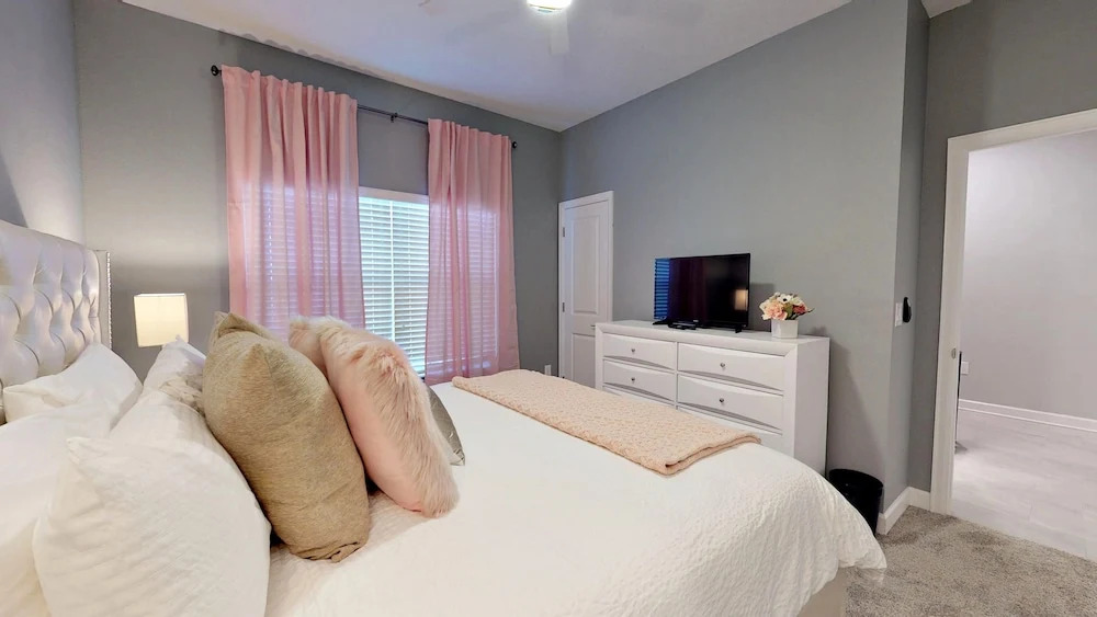 Storey Lake Resort - Lsl836