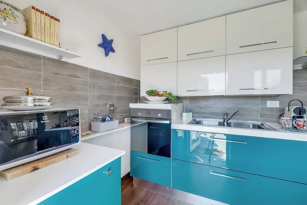 La Casa Fra gli Ulivi luxury apartments with pool near Cinque Terre and Tuscany