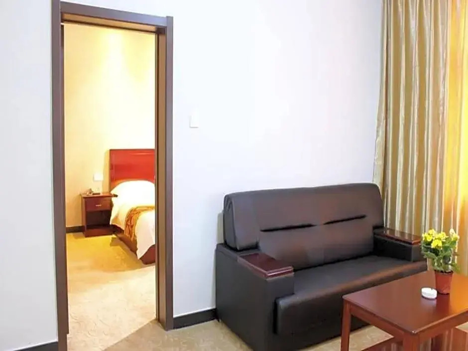 Beijing GuoMen Business Hotel