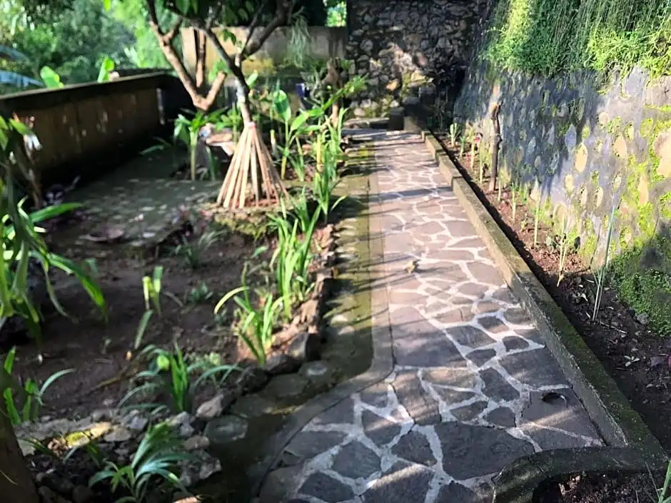 Sasak Lebung Home
