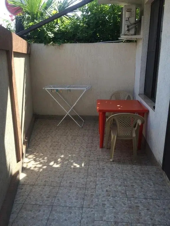 Kvartiry na Vzletnoy