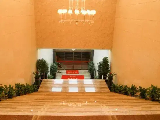 Tongxiang Business Hotel, Hengyang County