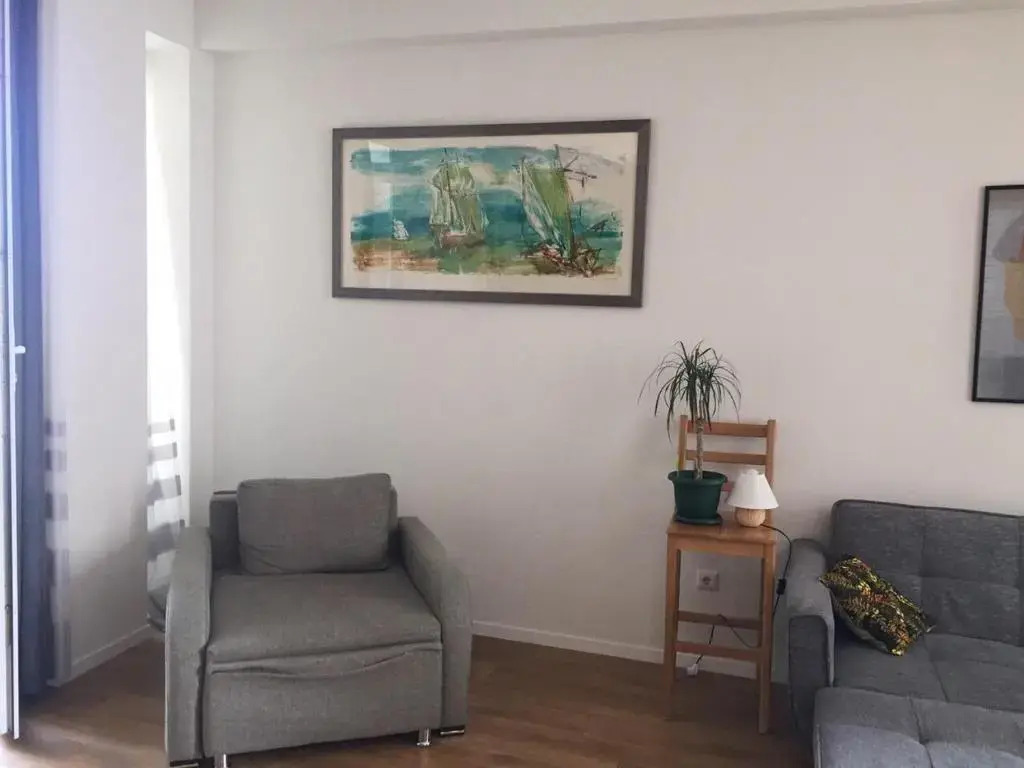 Home1