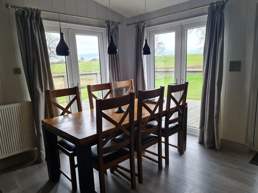 Charming 3-bed Lodge in Bury Saint Edmunds