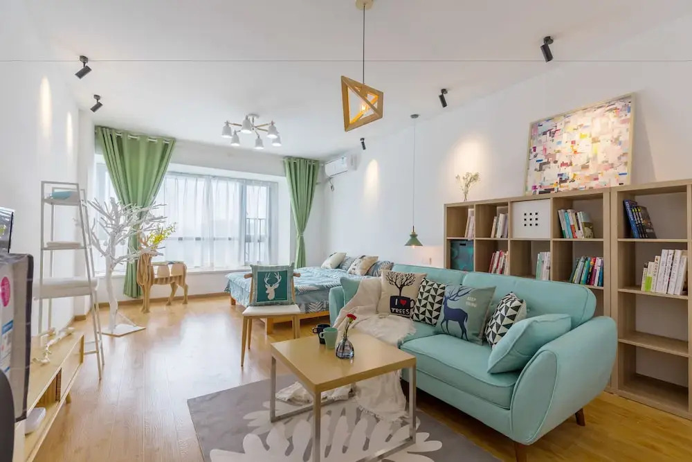 Pure House