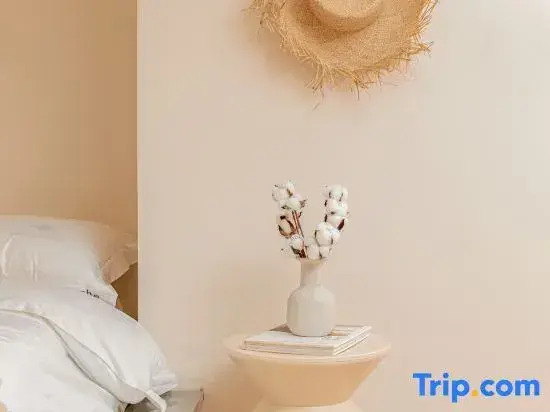 Yonghewu Designer Homestay (Xinyingxincheng Branch)
