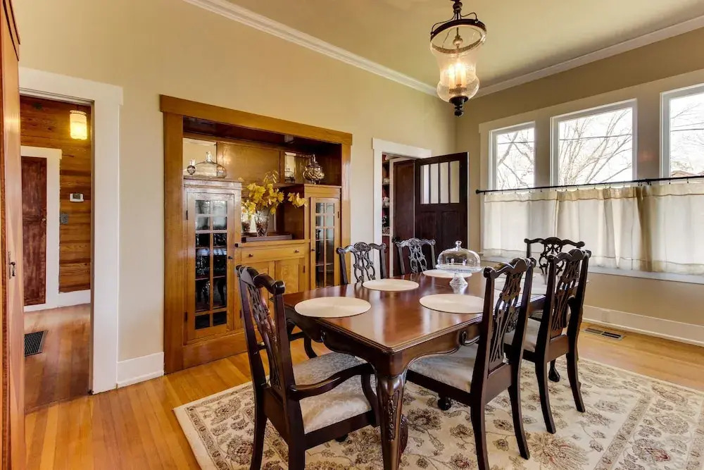 Cozy Retreat in Fredericksburg - Two Homes Perfect for Large Groups