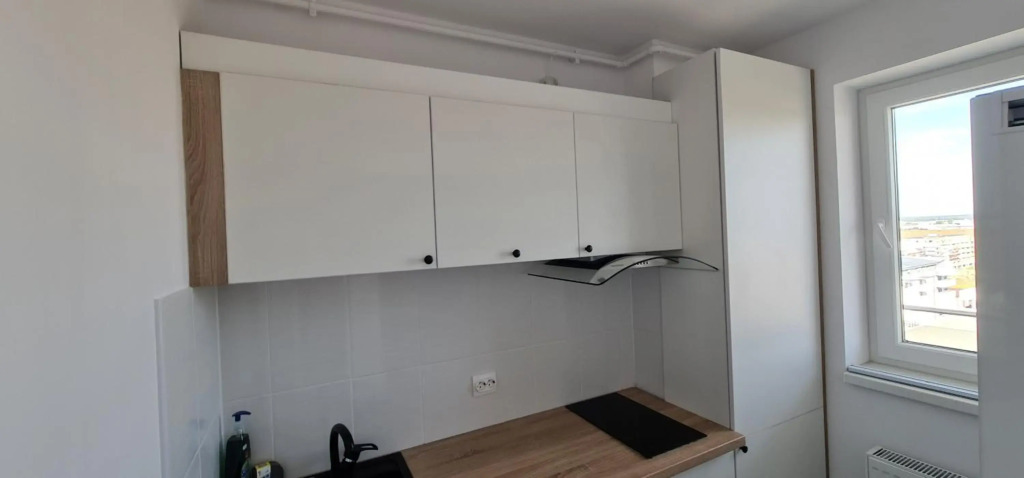 Studio spațios,intim+ loc parcare propriu,vedere panoramică,utilat de lux