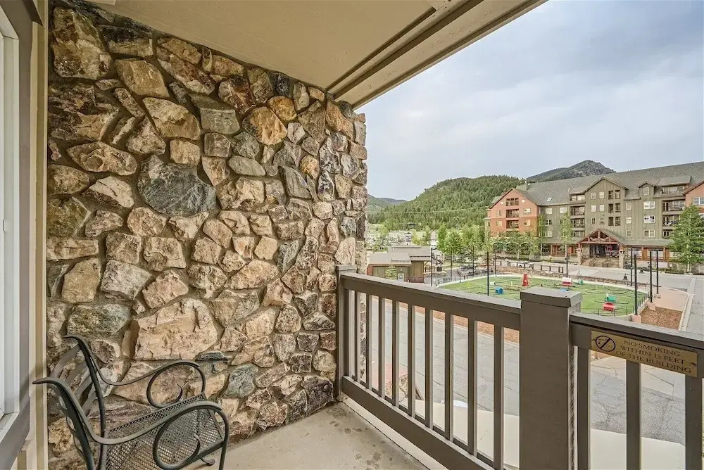 8619 Expedition Station 2 Bedroom Condo by RedAwning