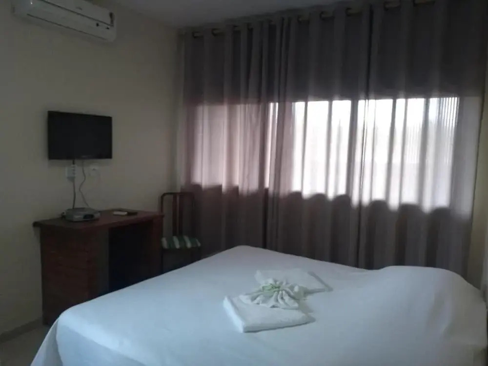 Summer Hotel