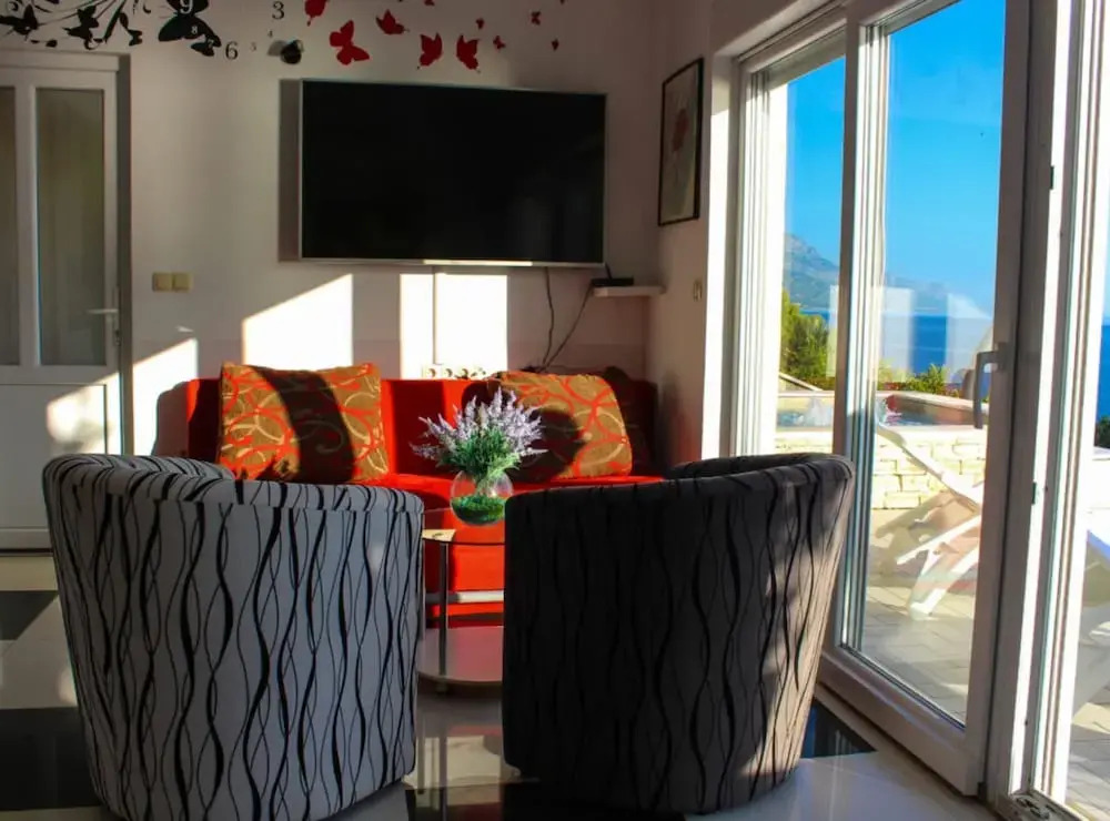 Seafront Apartment Sea Relax With Private Pool