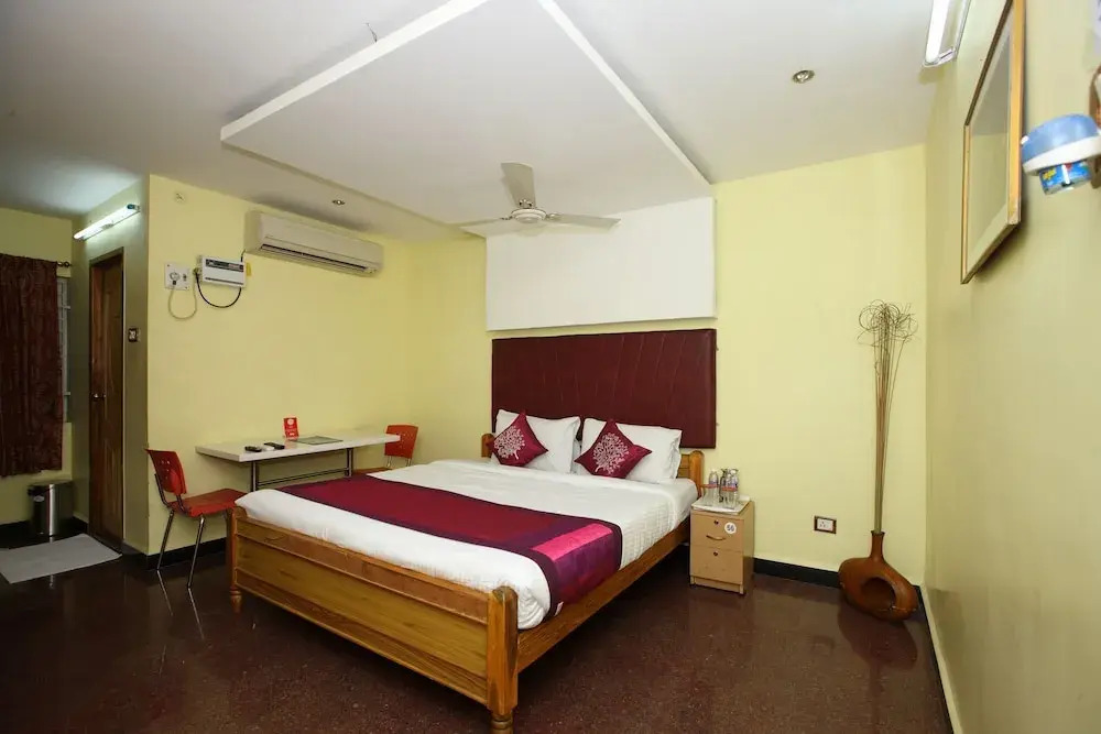 OYO 8973 Sai Ramesh Apartments