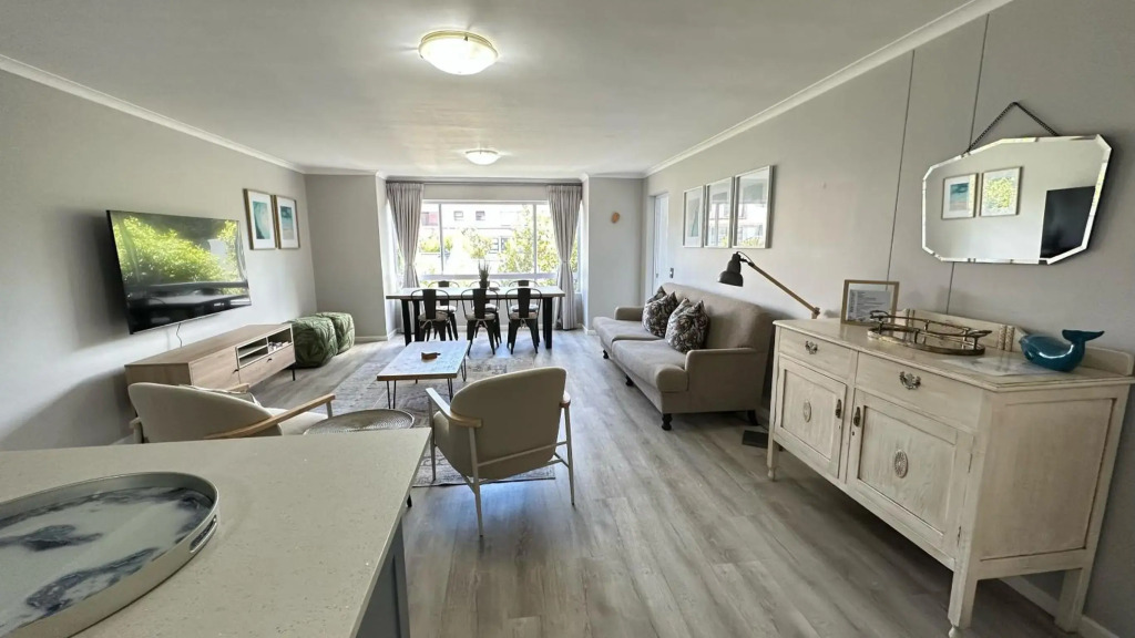 The Paper Fig House - greenpoint mews 17