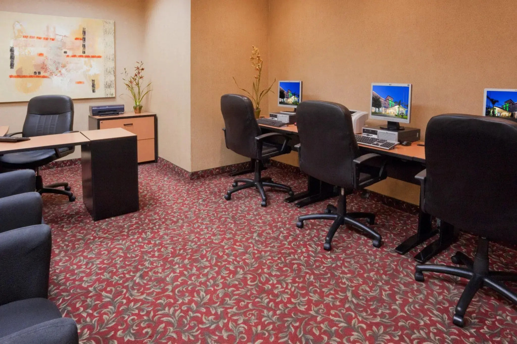 Holiday Inn Reynosa Industrial Poniente by IHG