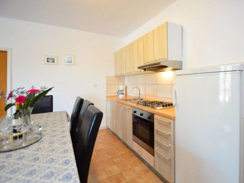Apartment Rina Paros 41123
