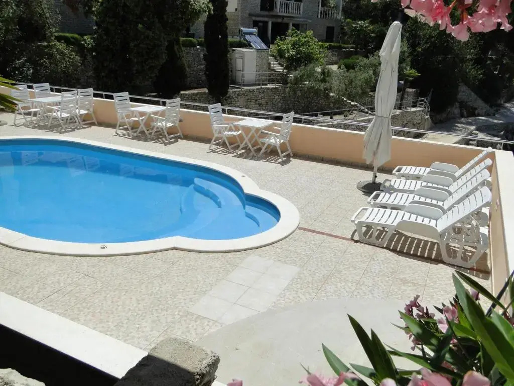 Apartmani Tepli Bok
