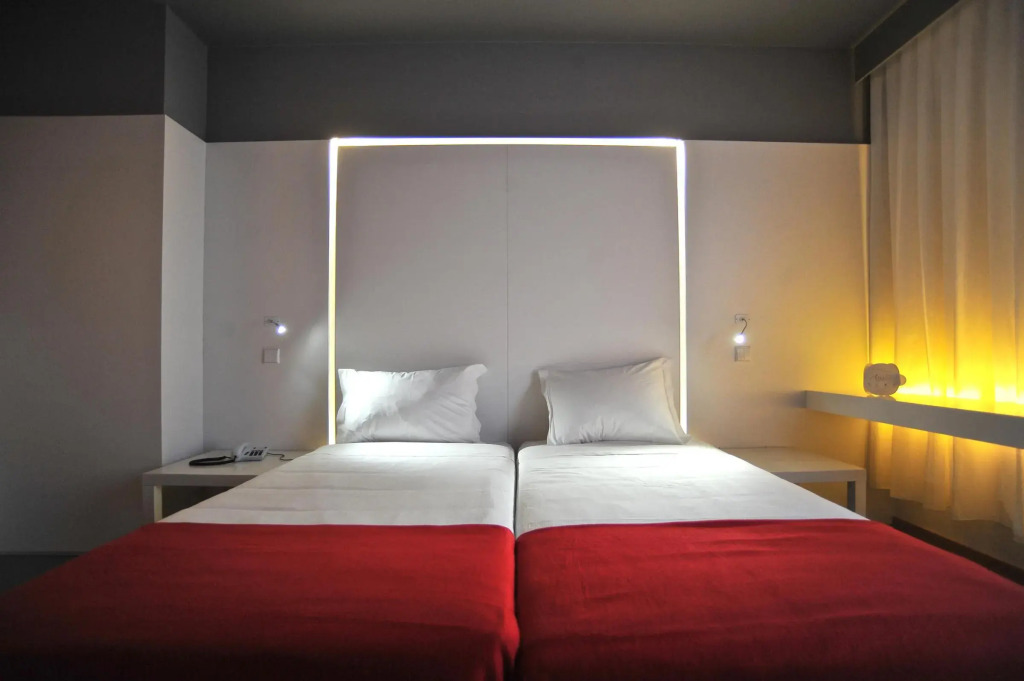 Basic Braga by Axis