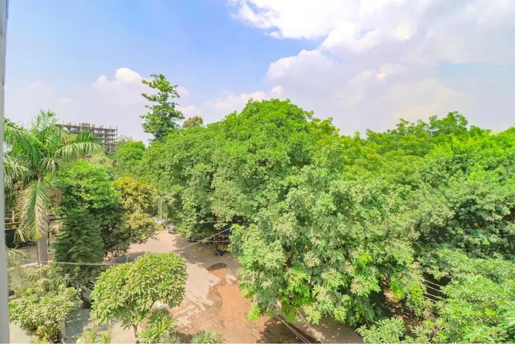 FabHotel Pantao Stays